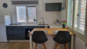 Stylish Quiet and Central